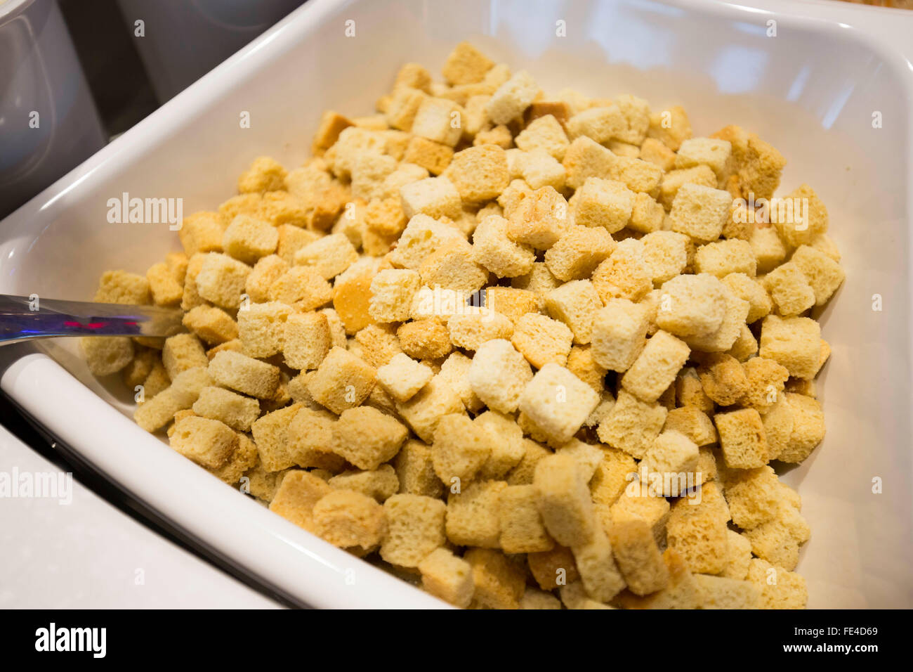 Croutons in einer Schüssel in einer Restaurant-www.chrisbullphotographer.com Stockfoto