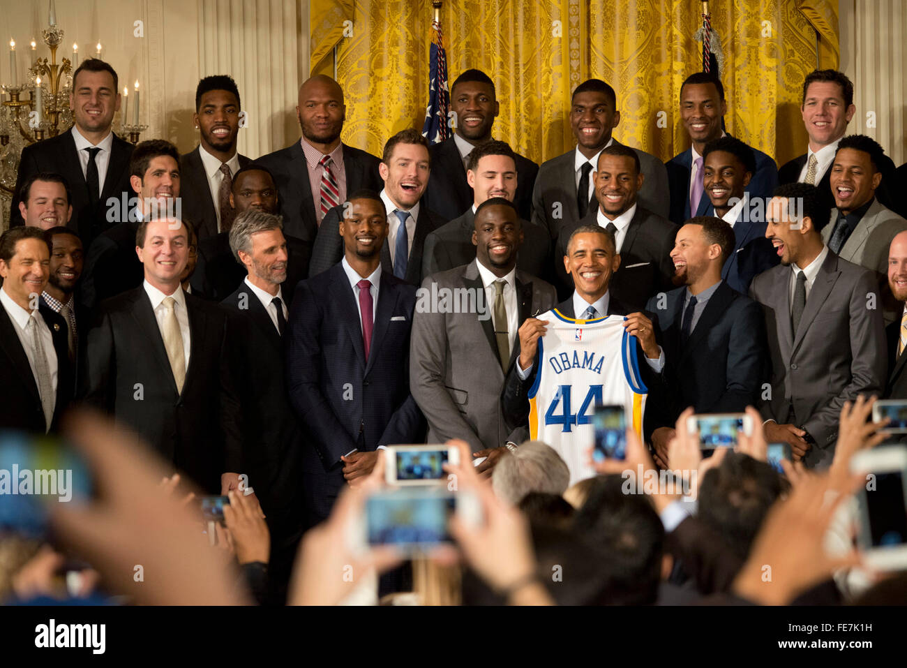 Washington DC, USA. 4. Februar 2016. Präsident Barack Obama begrüßt die 2015 NBA-Champions, Golden State Warriors im Weißen Haus. Bildnachweis: Patsy Lynch/Alamy Live-Nachrichten Stockfoto