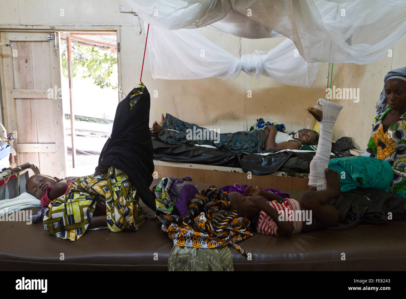 Hersteller von orthopädischen und Pediatric Pflege im Krankenhaus MSF Rutshuru, Nord-Kivu, demokratische Republik Kongo, demokratische Republik Kongo, Afrika Stockfoto