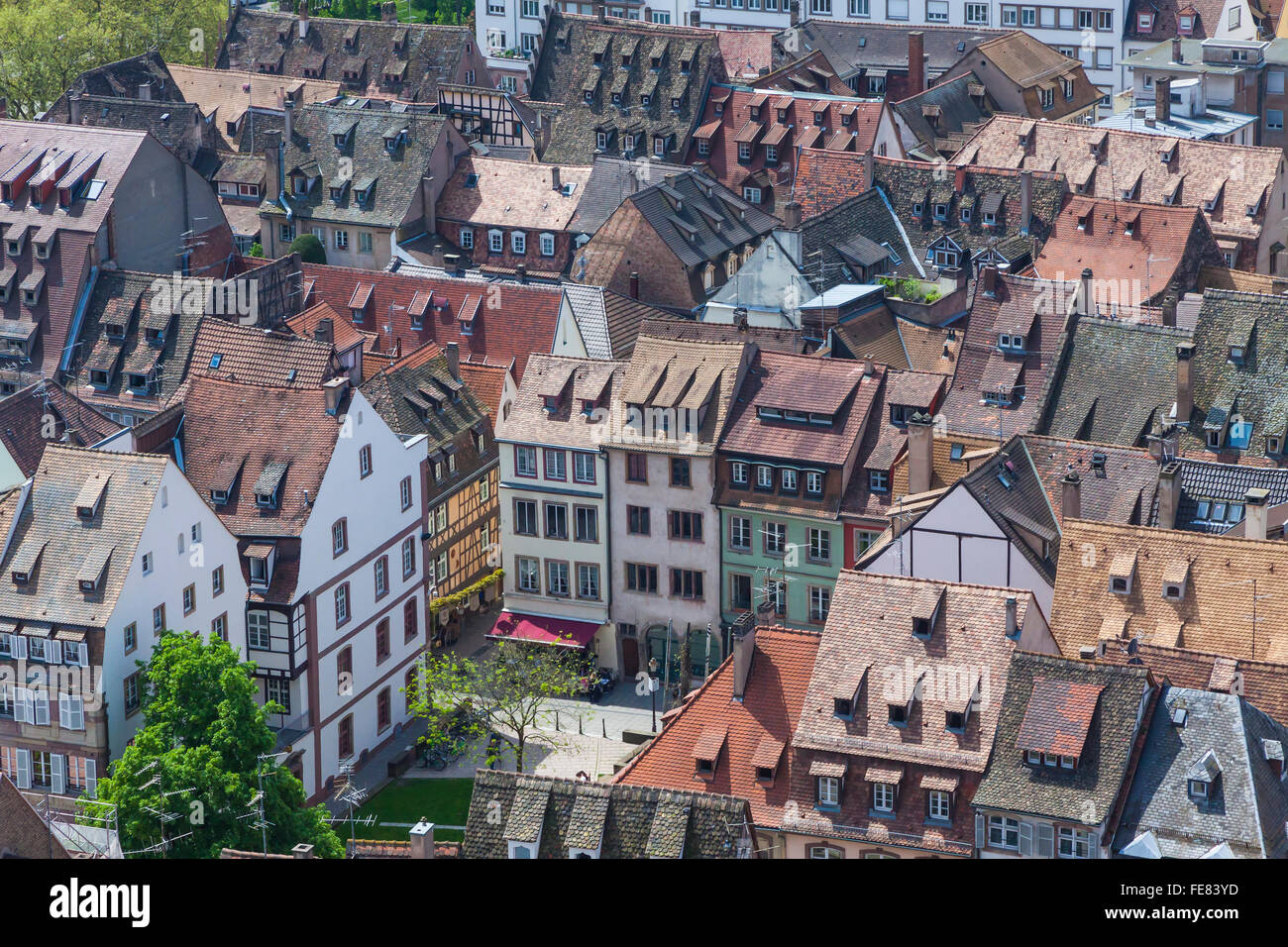 Die Dächer der Stadt Straßburg, Elsass, Frankreich. Blick vom Straßburger Münster Stockfoto