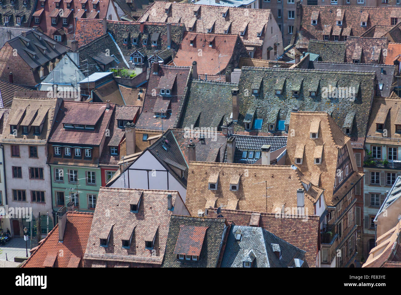 Die Dächer der Stadt Straßburg, Elsass, Frankreich. Blick vom Straßburger Münster Stockfoto