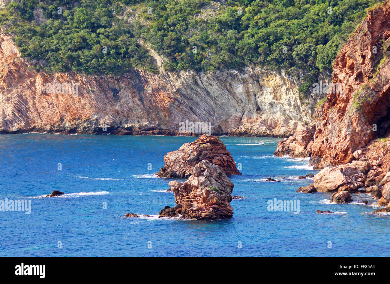 Felsige Küste Landschaft. Adria, Montenegro Stockfoto