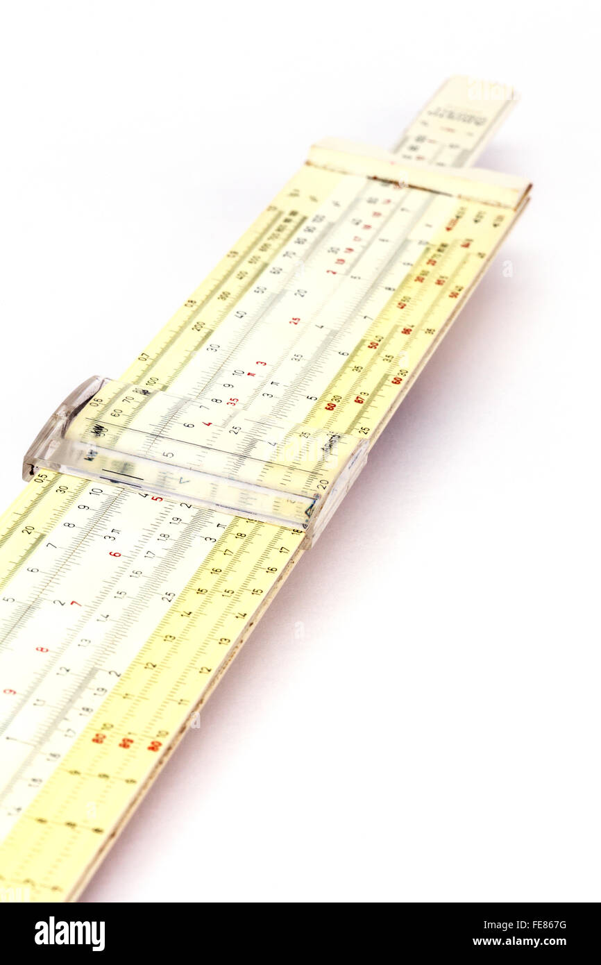 Ein Rechenschieber - eine veraltete Art der Mathematik Berechnung, UK Stockfoto
