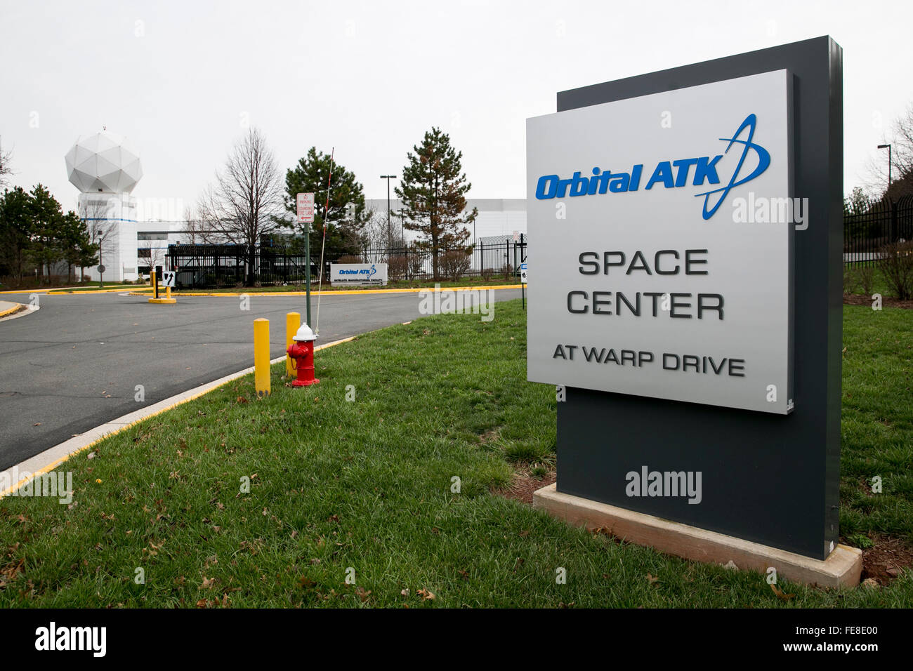 Ein Logo Zeichen außerhalb der Hauptsitz der Orbital ATK Inc. in Dulles, Virginia am 1. Januar 2016. Stockfoto