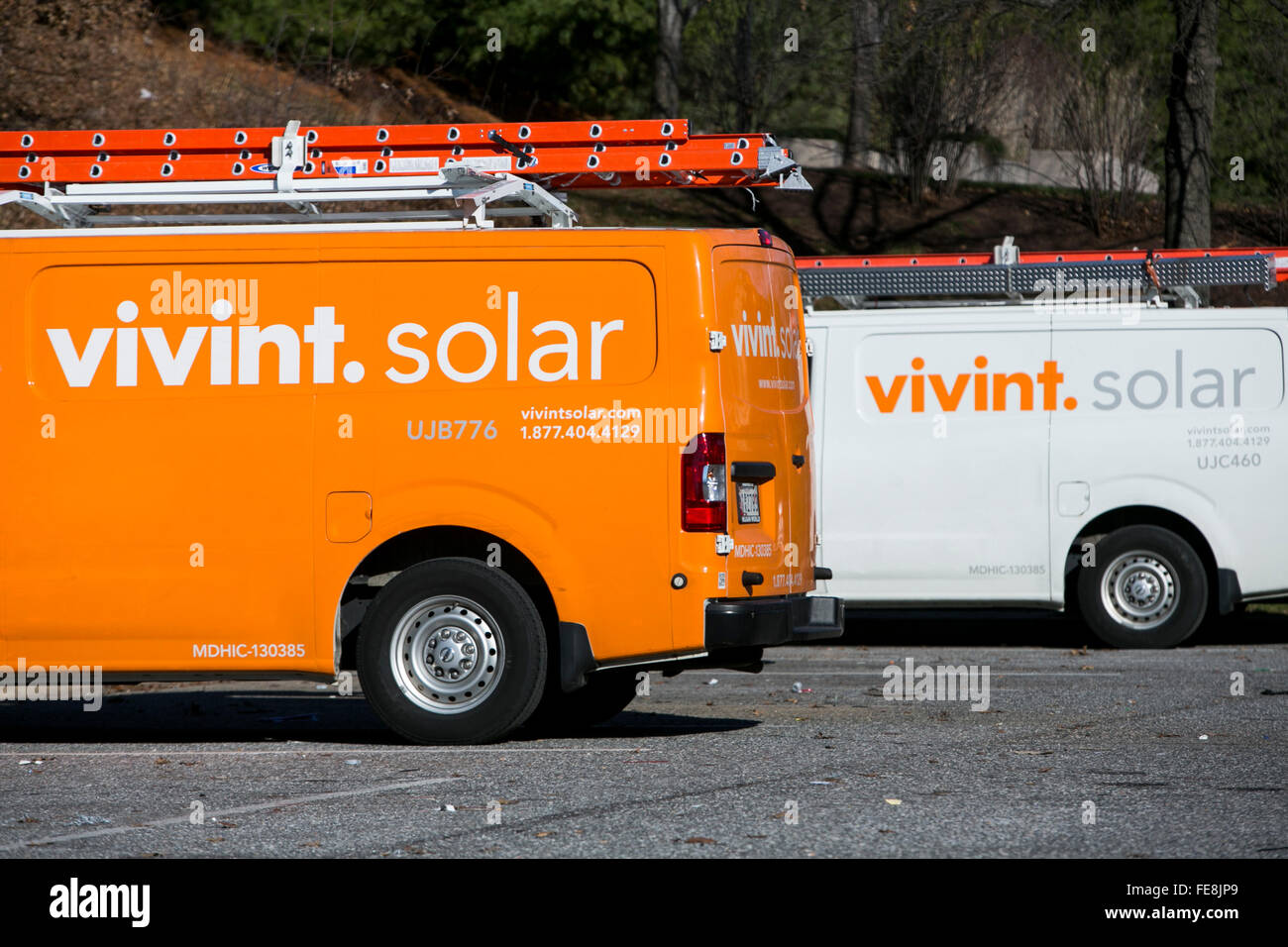 Arbeiten Sie LKW mit einem Vivint Solar-Logo in Beltsville, Maryland auf 2. Januar 2016. Stockfoto