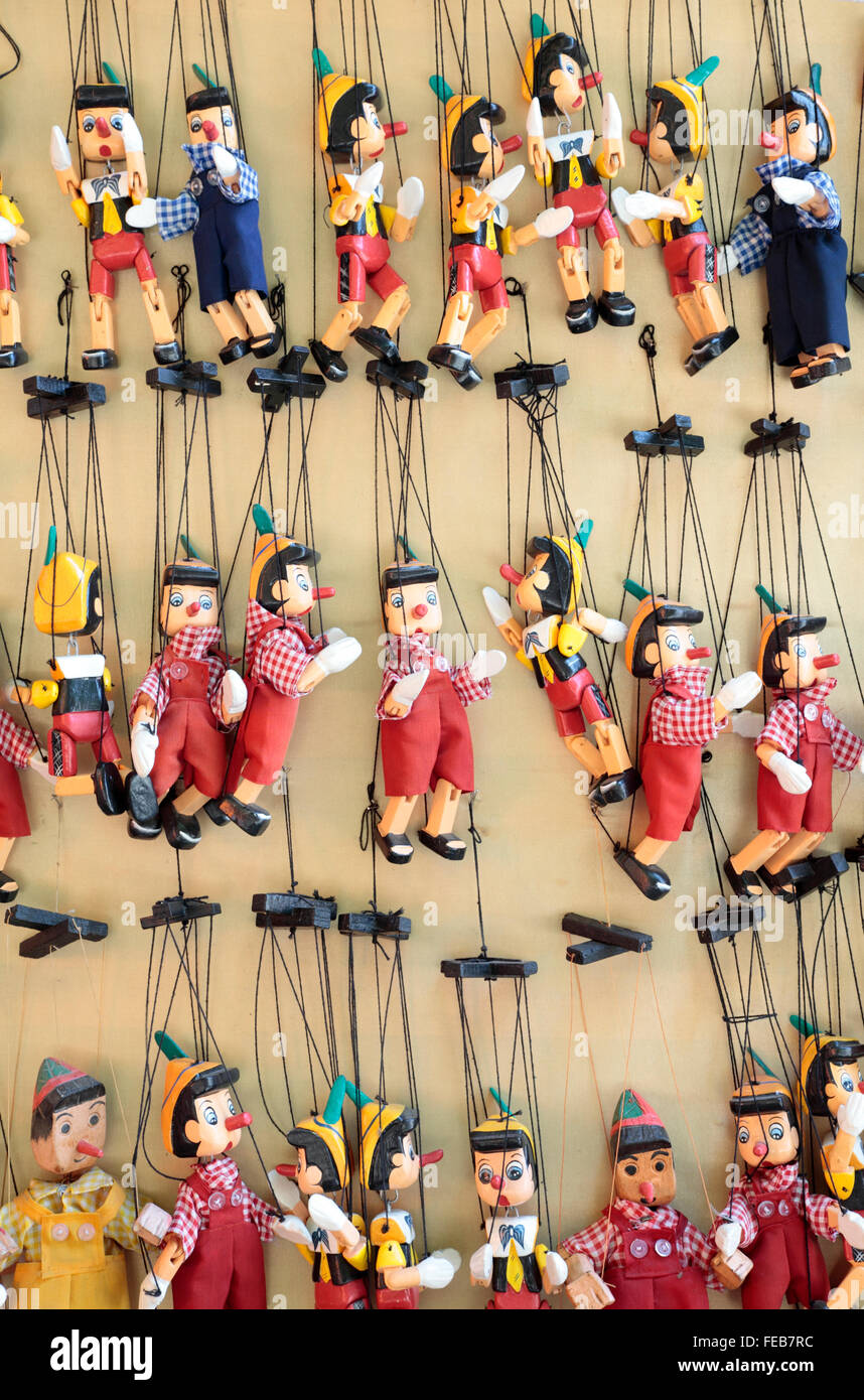 Puppen zu verkaufen, Istanbul, Türkei Stockfoto