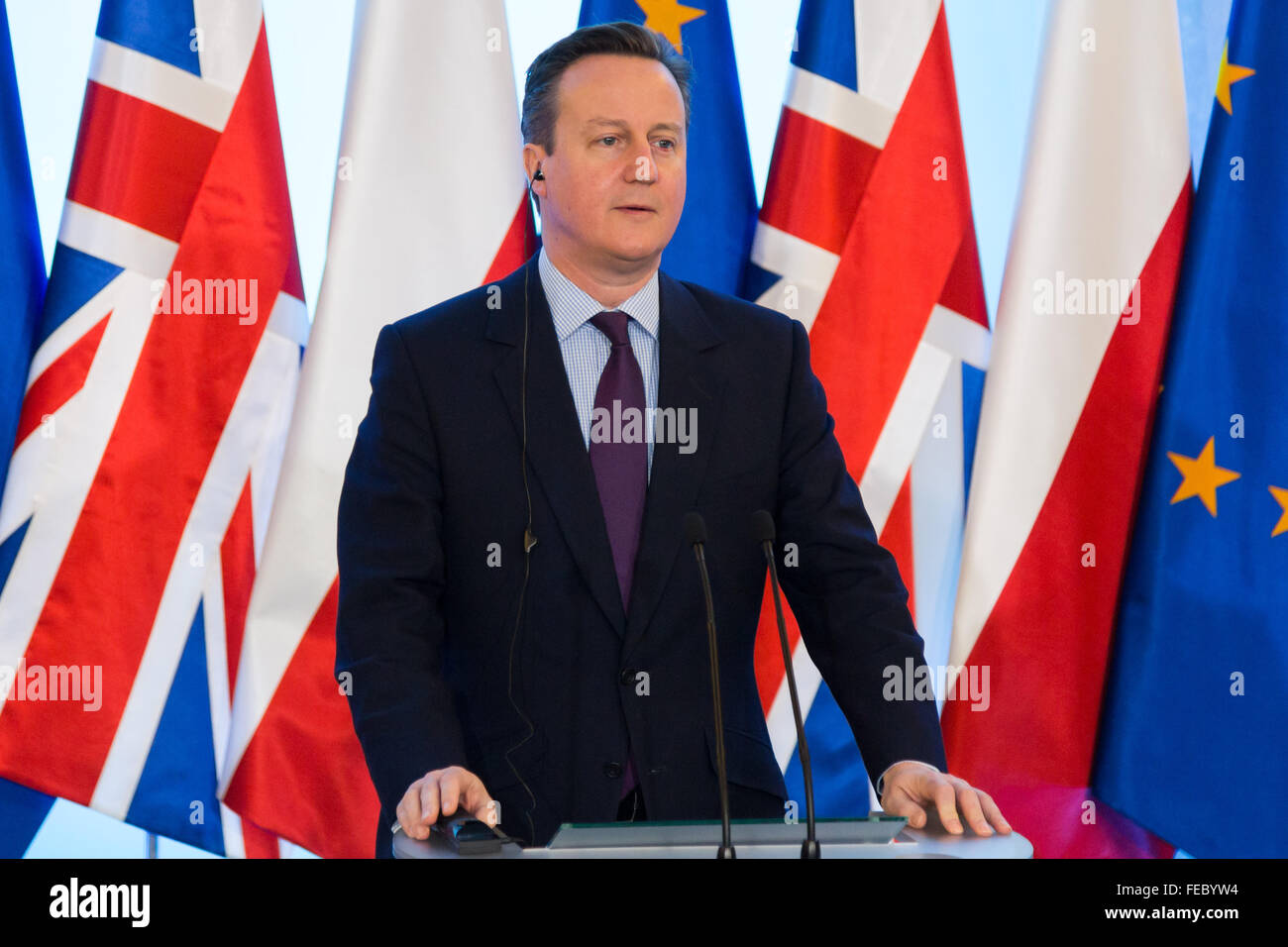 Warschau, Polen. 5. Februar 2016. Premierminister des Vereinigten Königreichs David Cameron während einer Pressekonferenz mit polnischen Ministerpräsidenten Beata Szydlo in der Kanzlei des Ministerpräsidenten Polens am 5. Februar 2016 in Warschau, Polen. Bildnachweis: MW/Alamy Live-Nachrichten Stockfoto