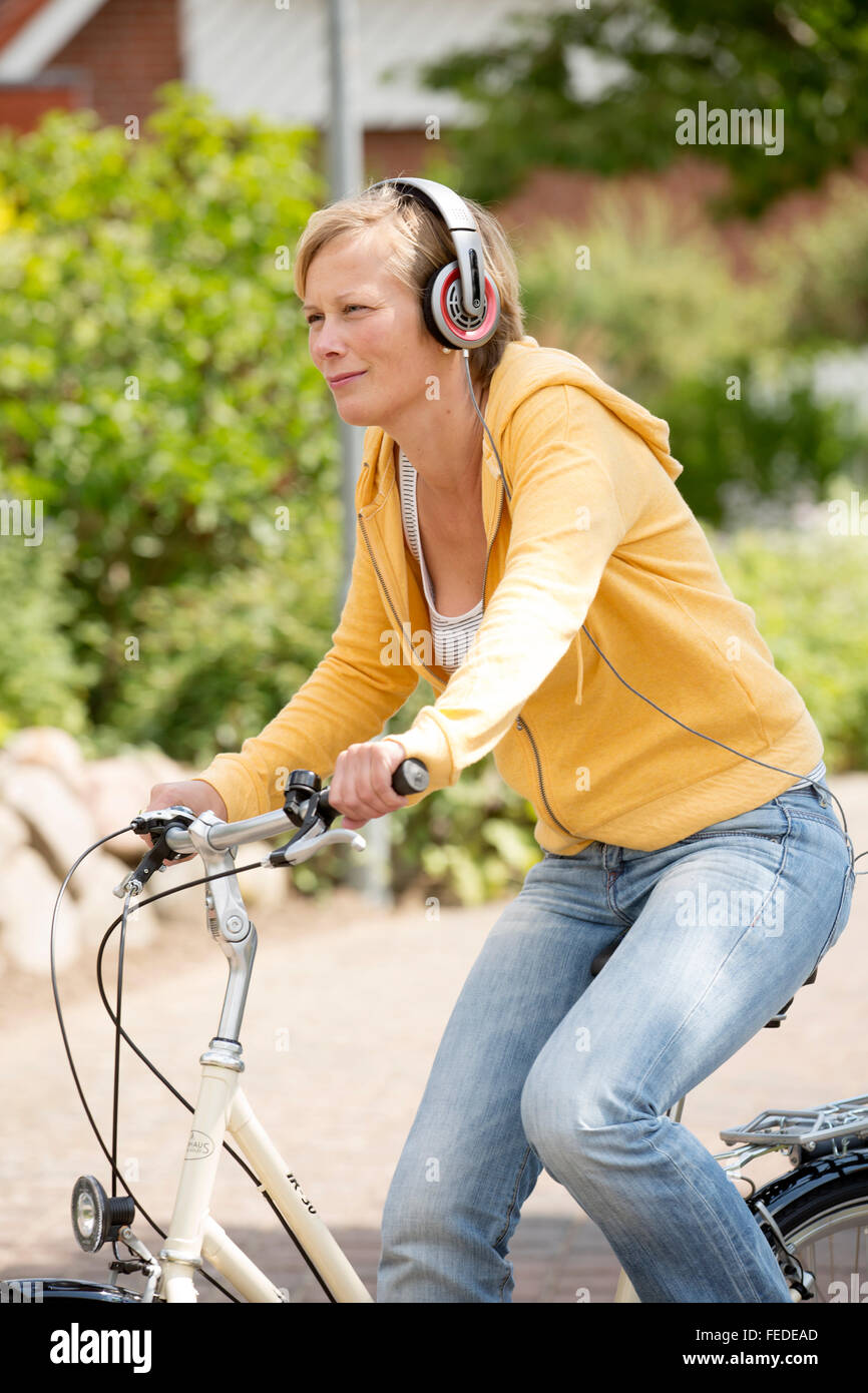 kopfhörer auf fahrrad