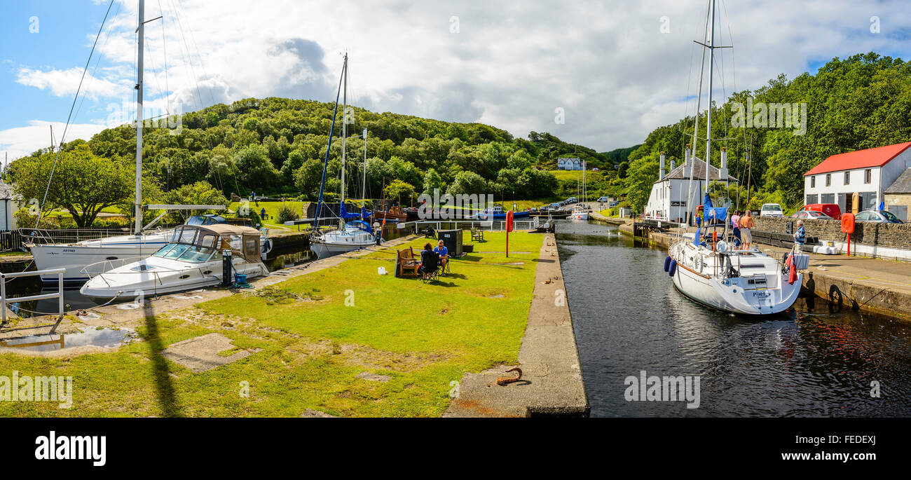 Panorama des Hafens am Crinan Argyll Schottland an einem Ende des Crinan Canal Stockfoto