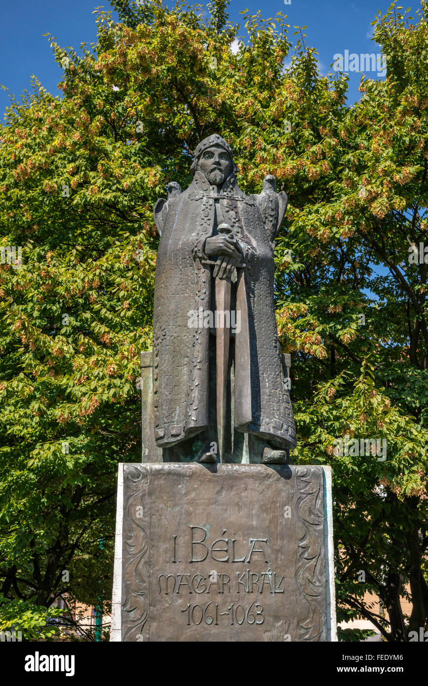 Statue von König Bela I bei Bela Kiraly ter (König Bela Square) in Szekszard, südlichen Transdanubien, Ungarn Stockfoto