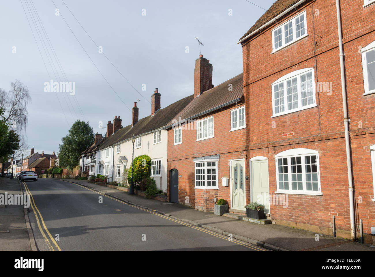 Häuserreihe auf High Street, Kenilworth, Warwickshire Stockfoto
