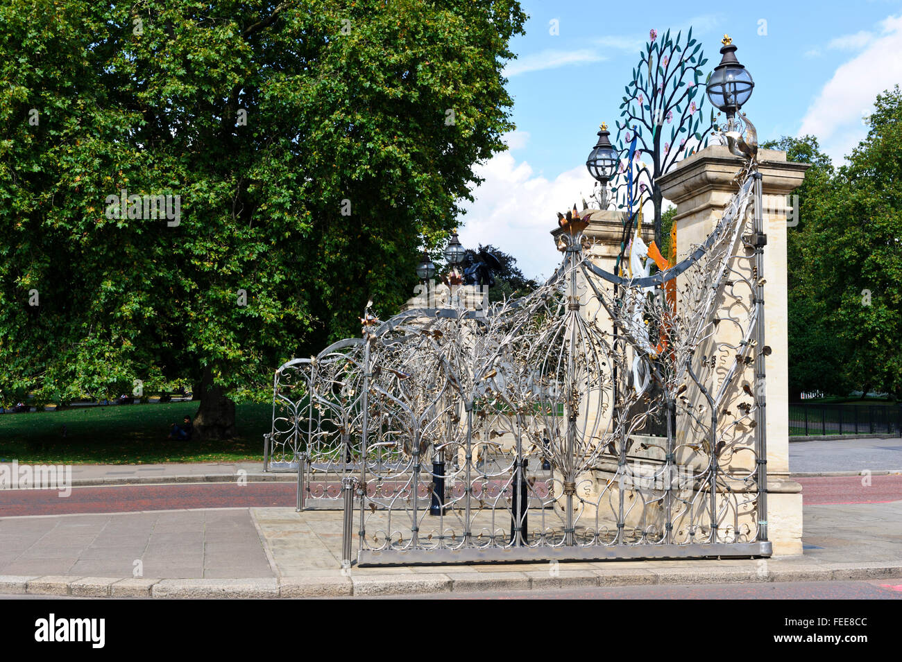Die Elizabeth Metall Tore im Hyde Park, London, Vereinigtes Königreich. Stockfoto
