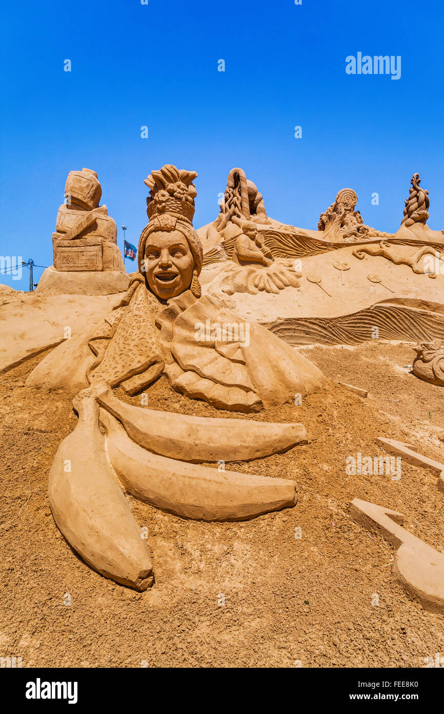 Portugal, Algarve, Faro Bezirk, Skulpturen Pera, FIESA Filmfestival Sand, Sand mit dem 2013-Thema der Musik. Stockfoto