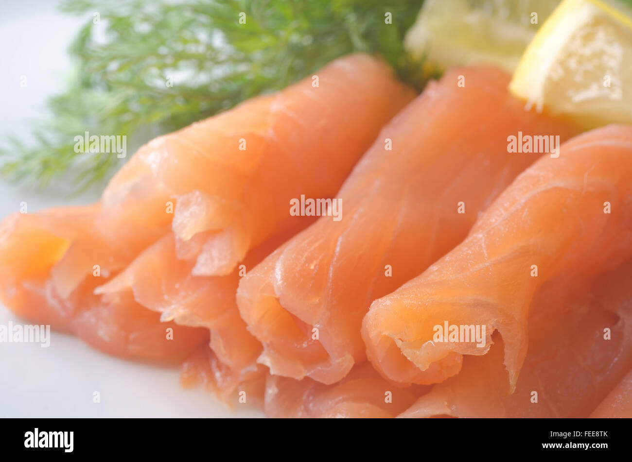 Geräucherte Samon auf Platte Stockfoto