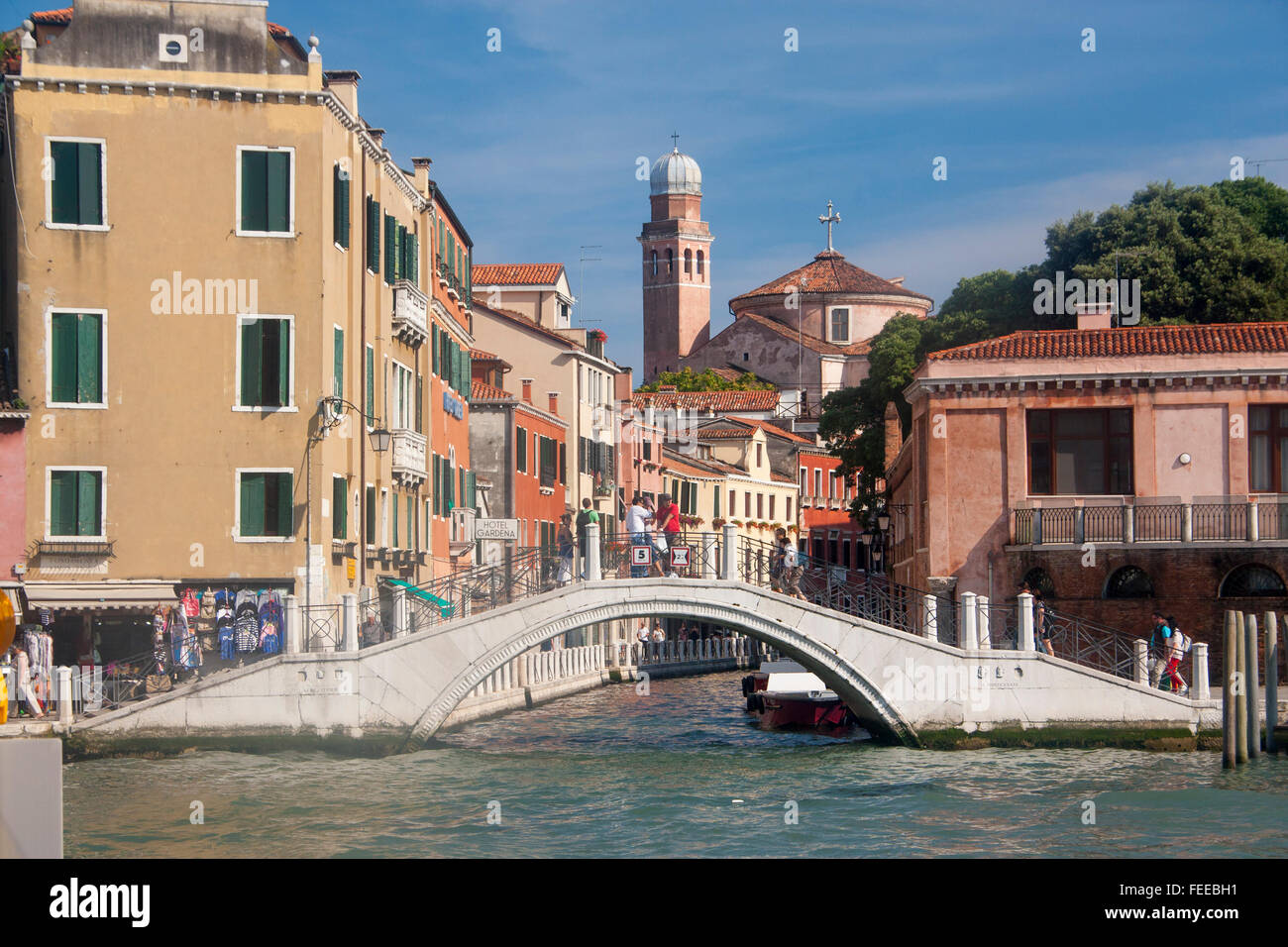 San Nicolo da Tolentino Kirche, auch bekannt als die Tolentini Kirche, gesehen vom Canal Grande Venedig Veneto Italien Stockfoto