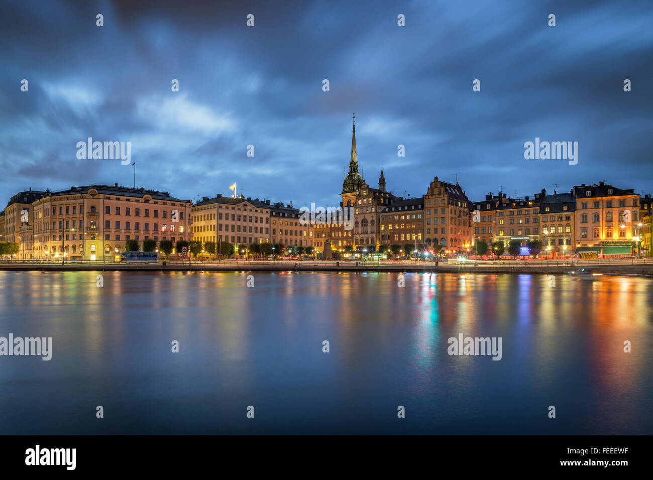 Stockholm-Skyline bei Nacht Stockfoto