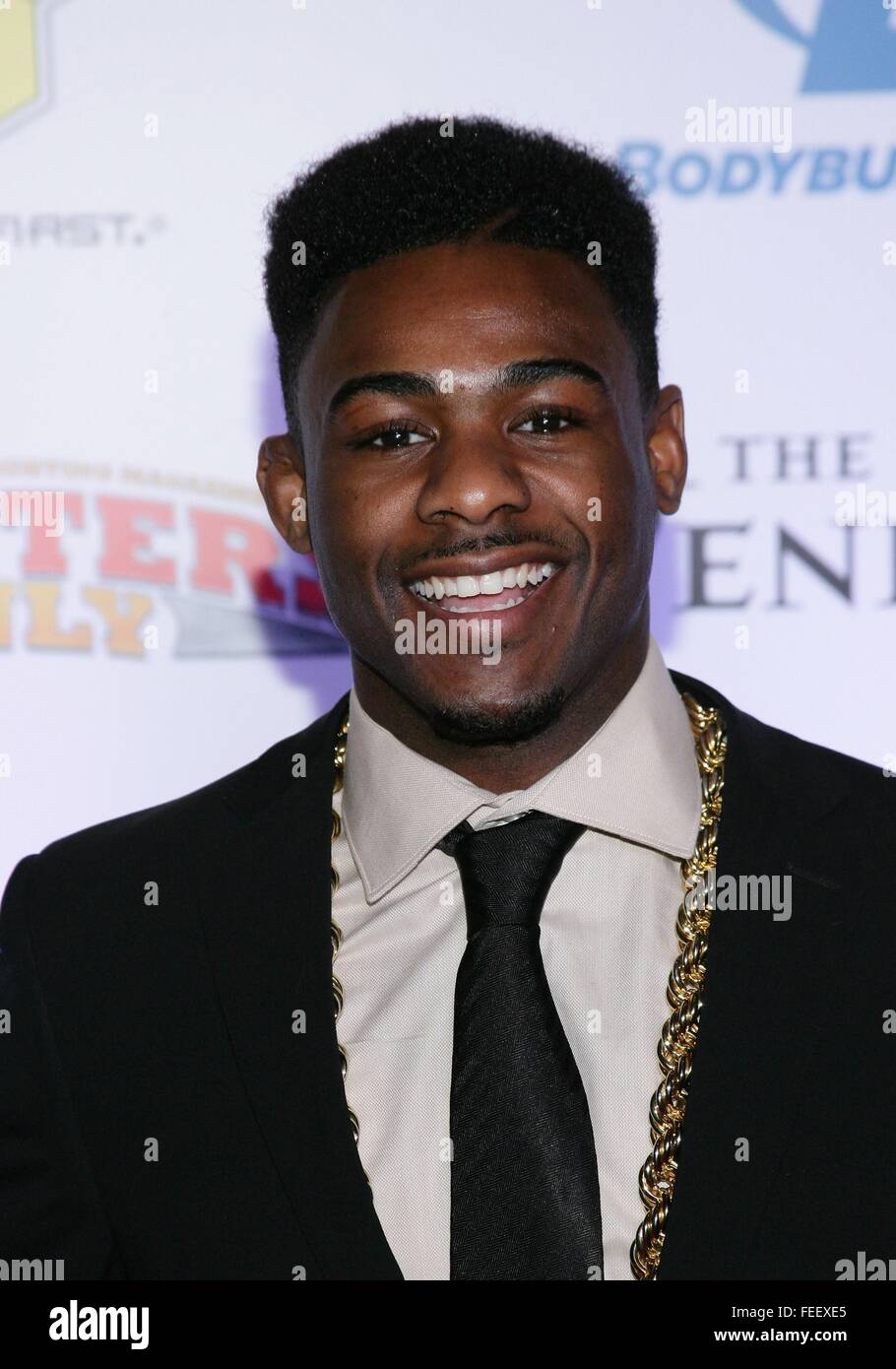 Las Vegas, NV, USA. 5. Februar 2016. Aljamain Sterling im Ankunftsbereich 8. jährlichen Kämpfer nur World Mixed Martial Arts MMA Awards - Teil2, The Palazzo Wasserfall Atrium und Gärten, Las Vegas, NV 5. Februar 2016. Bildnachweis: James Atoa/Everett Collection/Alamy Live-Nachrichten Stockfoto