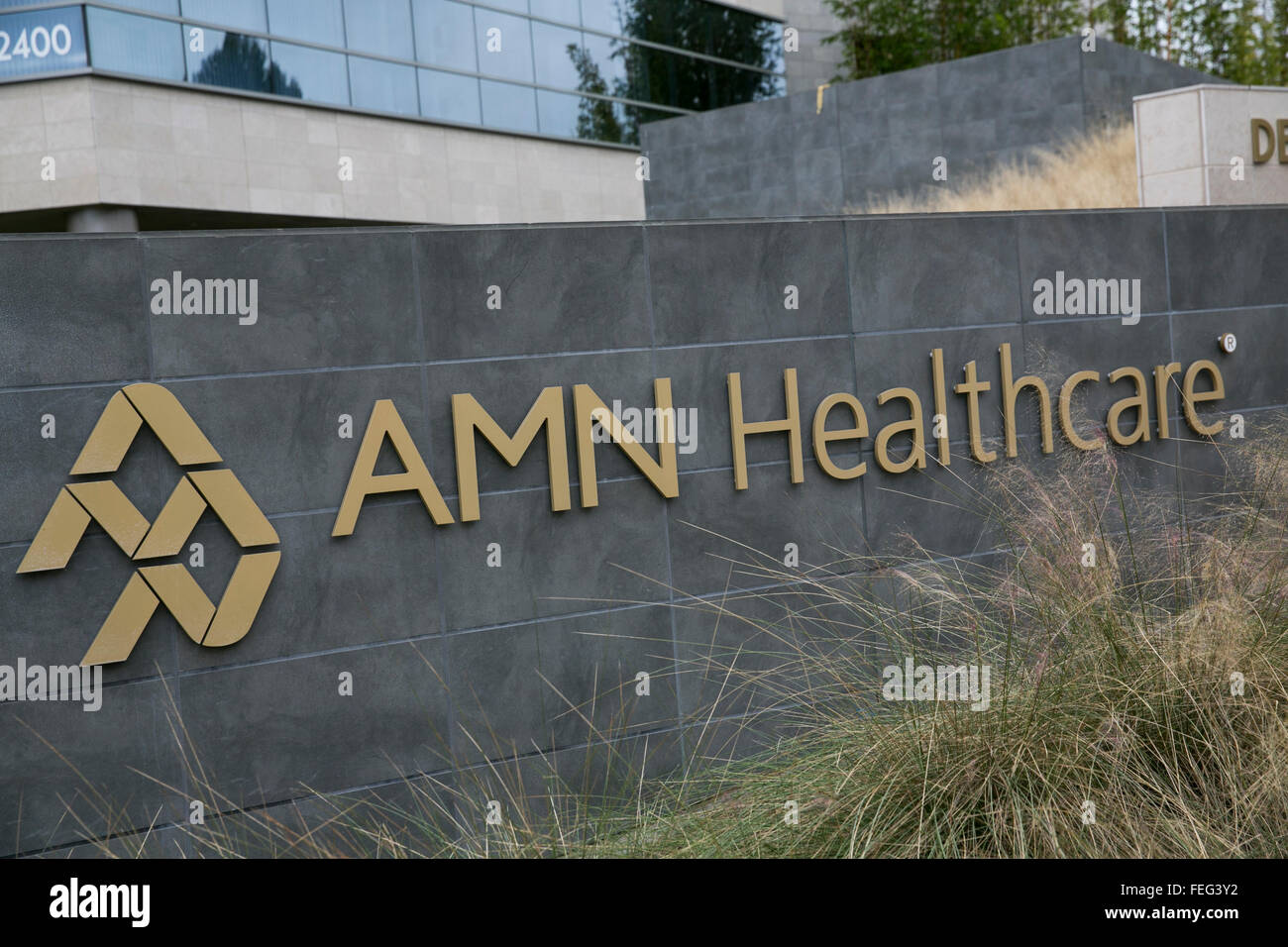 Ein Logo Zeichen außerhalb der Hauptsitz der AMN Healthcare in San Diego, Kalifornien am 30. Januar 2016. Stockfoto