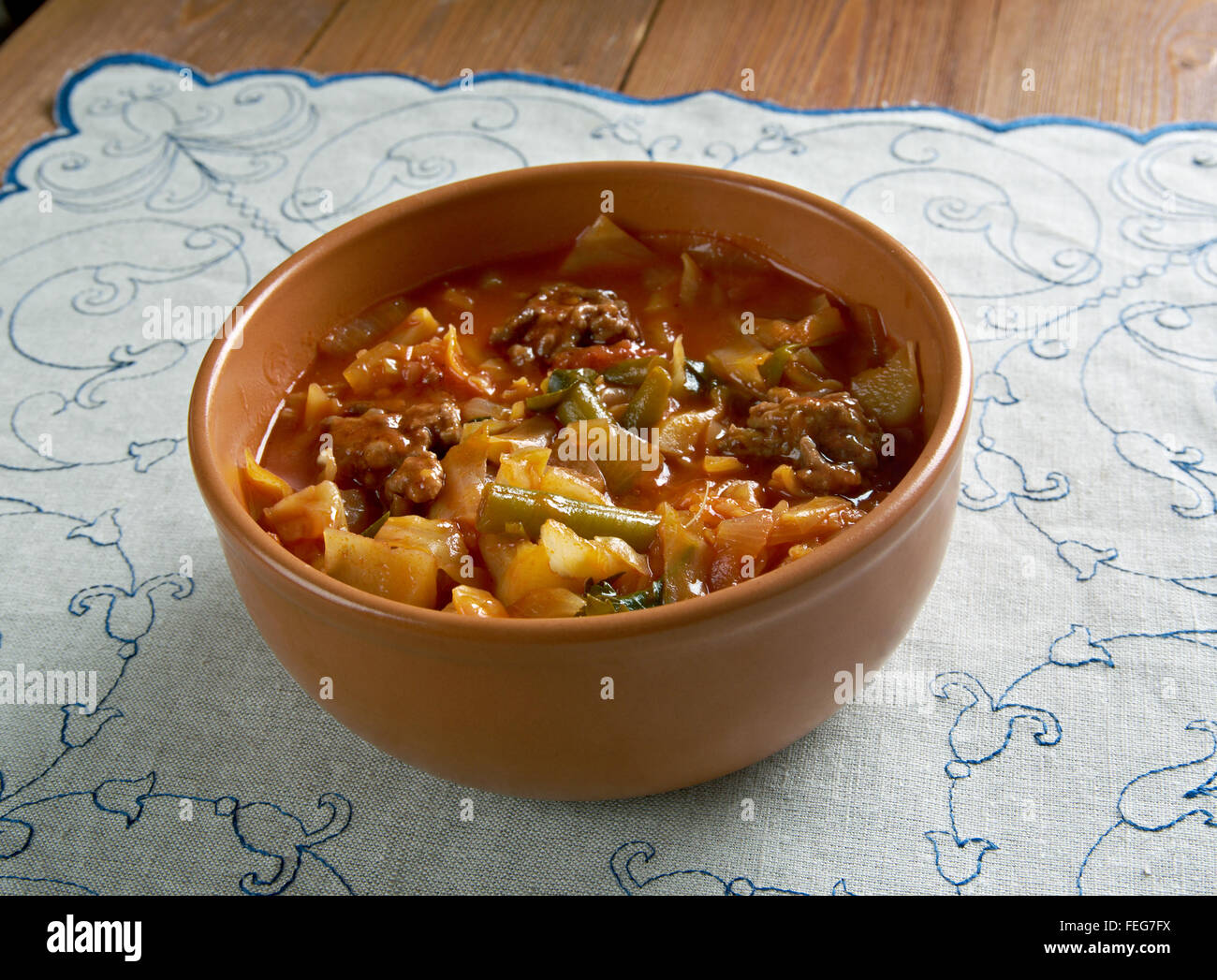 Putenhackfleisch und Kohl Eintopf. Nahaufnahme Stockfoto