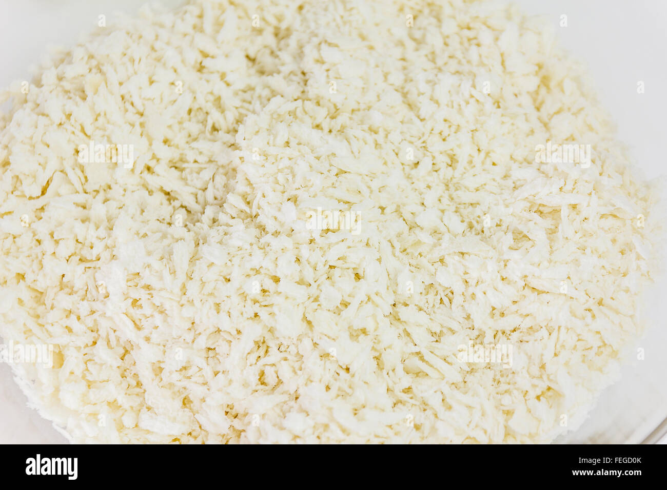 Mandelmehl Stapel von oben auf weißem Hintergrund Stockfoto