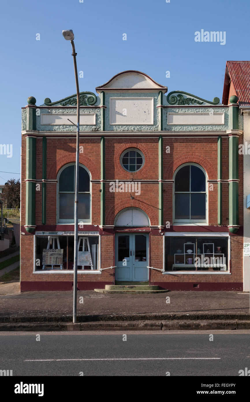 Historische Gebäude, Gehäuse eine Kunstgalerie an der Hauptstraße in Gundagai NSW Australia Stockfoto