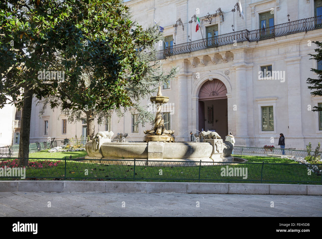 Piazza Roma und der Palazzo Ducale, Martina Franca, Taranto, Apulien, Italien Stockfoto