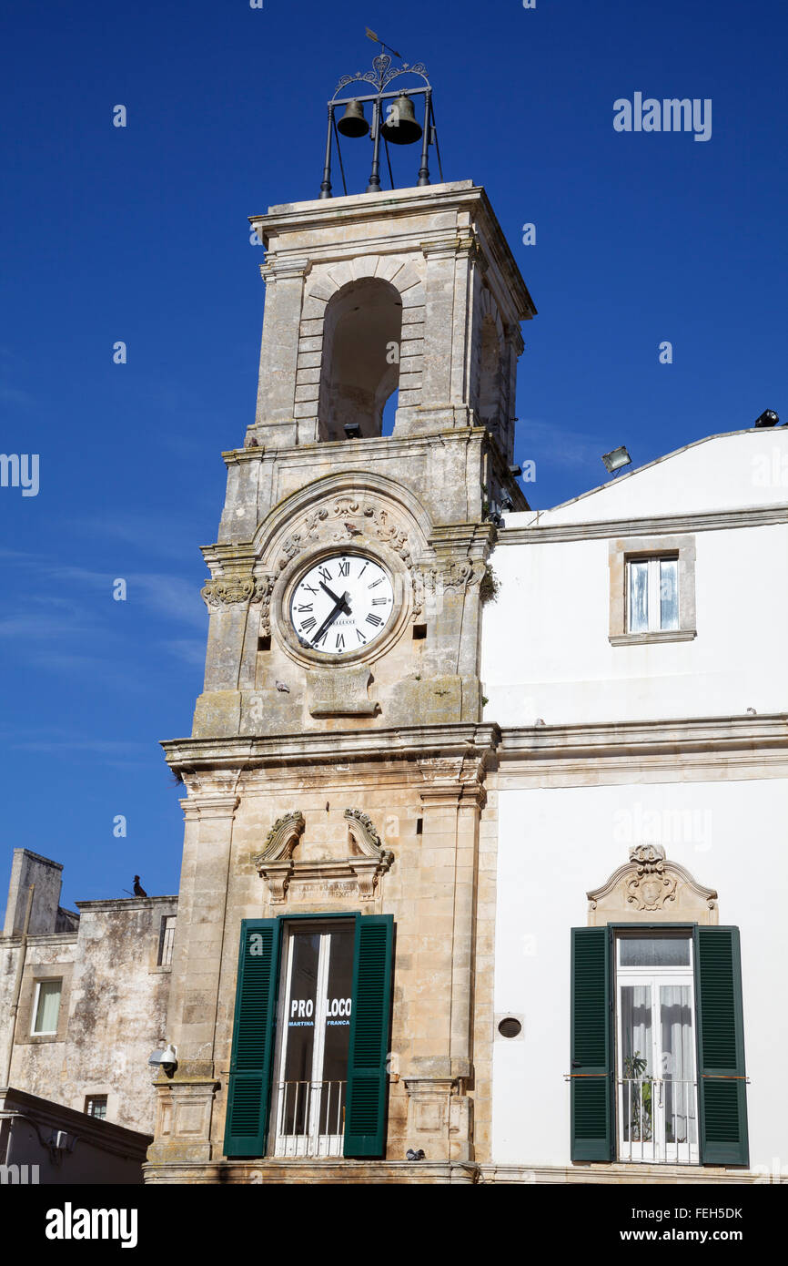 Uhrturm in Piazza Plebiscito, Martina Franca, Taranto, Apulien, Italien Stockfoto