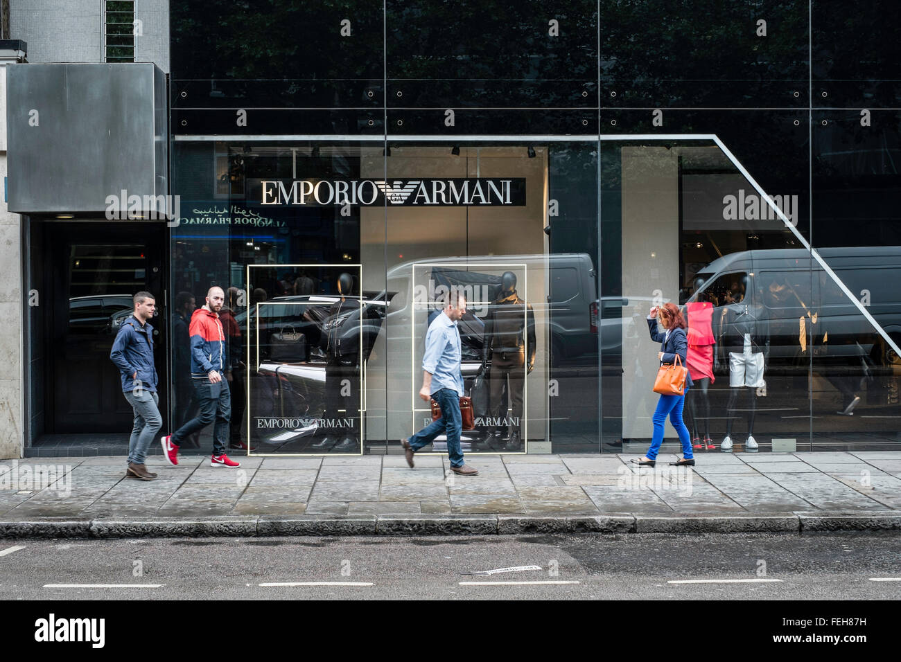 Emporio Armani shop shopping Mode teuer posh Stockfoto