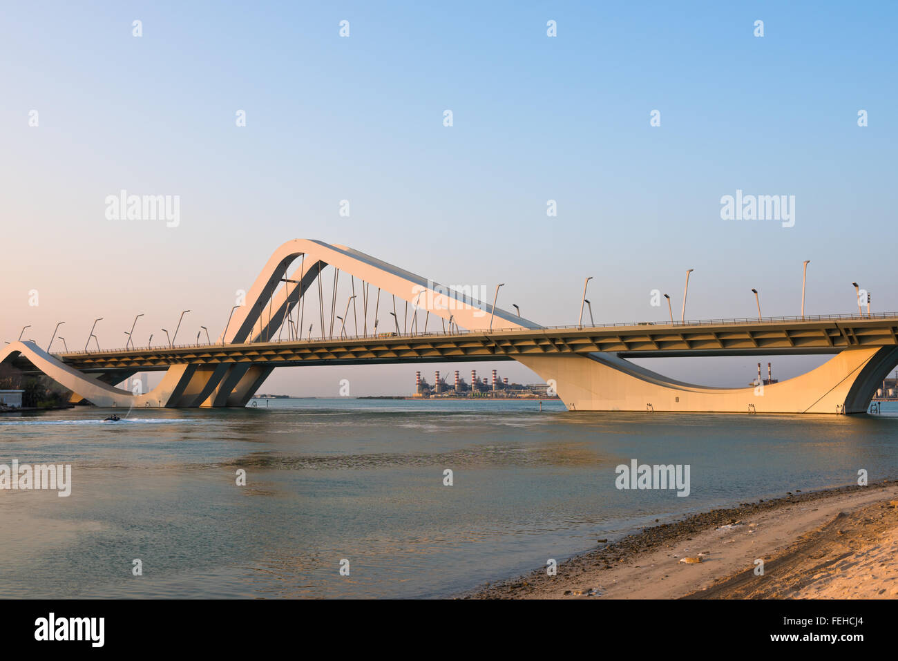 Sheikh-Zayed-Brücke, Abu Dhabi, Vereinigte Arabische Emirate Stockfoto