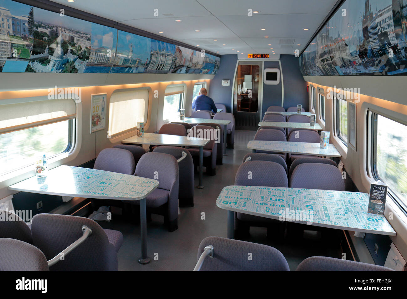 Der Restaurant-Wagen auf dem Allegro trainieren die zwischen St Petersburg in Russland und Helsinki in Finnland betreibt. Stockfoto