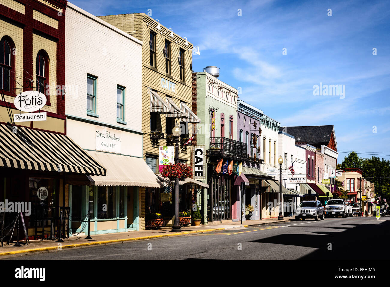 Restaurants und Geschäfte auf Osten Davis Straße, Culpeper, Virginia Stockfoto