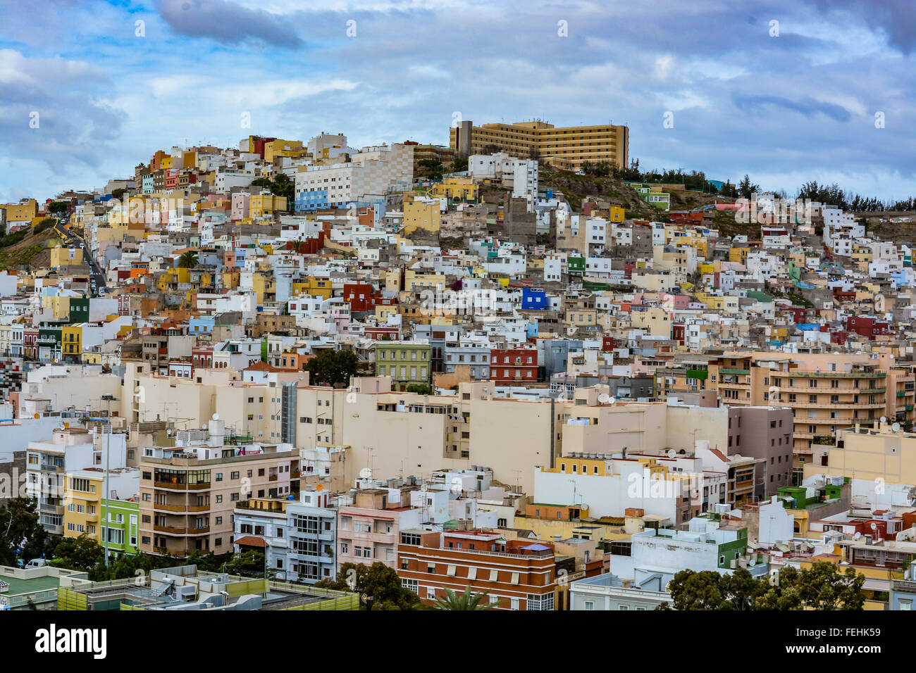 Panorama Blick auf Las Palmas de Gran Canaria an einem bewölkten Tag, Blick von der Kathedrale Santa Ana Stockfoto