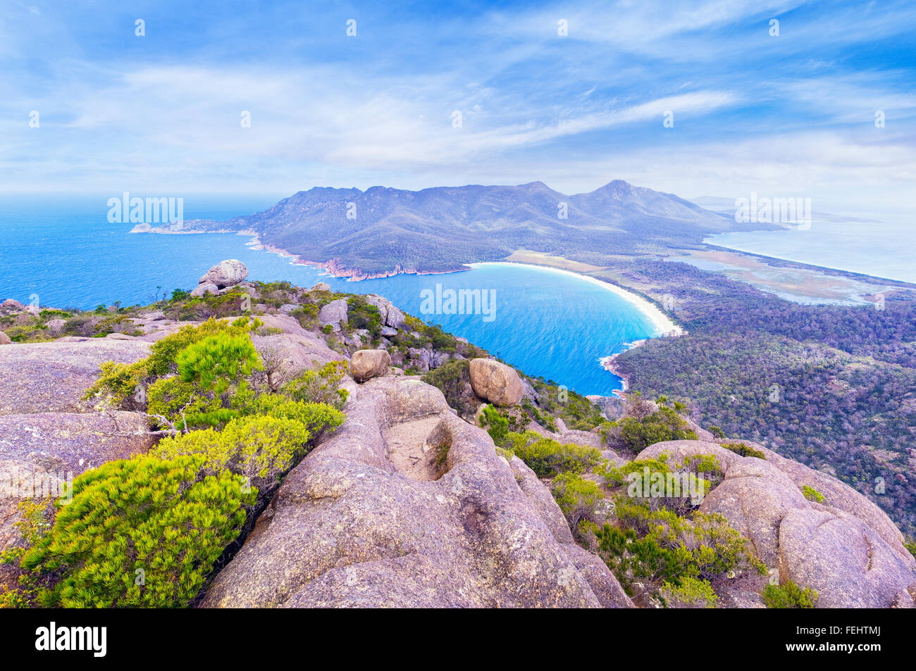 Wineglass Bay und der Freycinet Halbinsel in Tasmanien, Blick nach Süden vom Mt Amos Stockfoto
