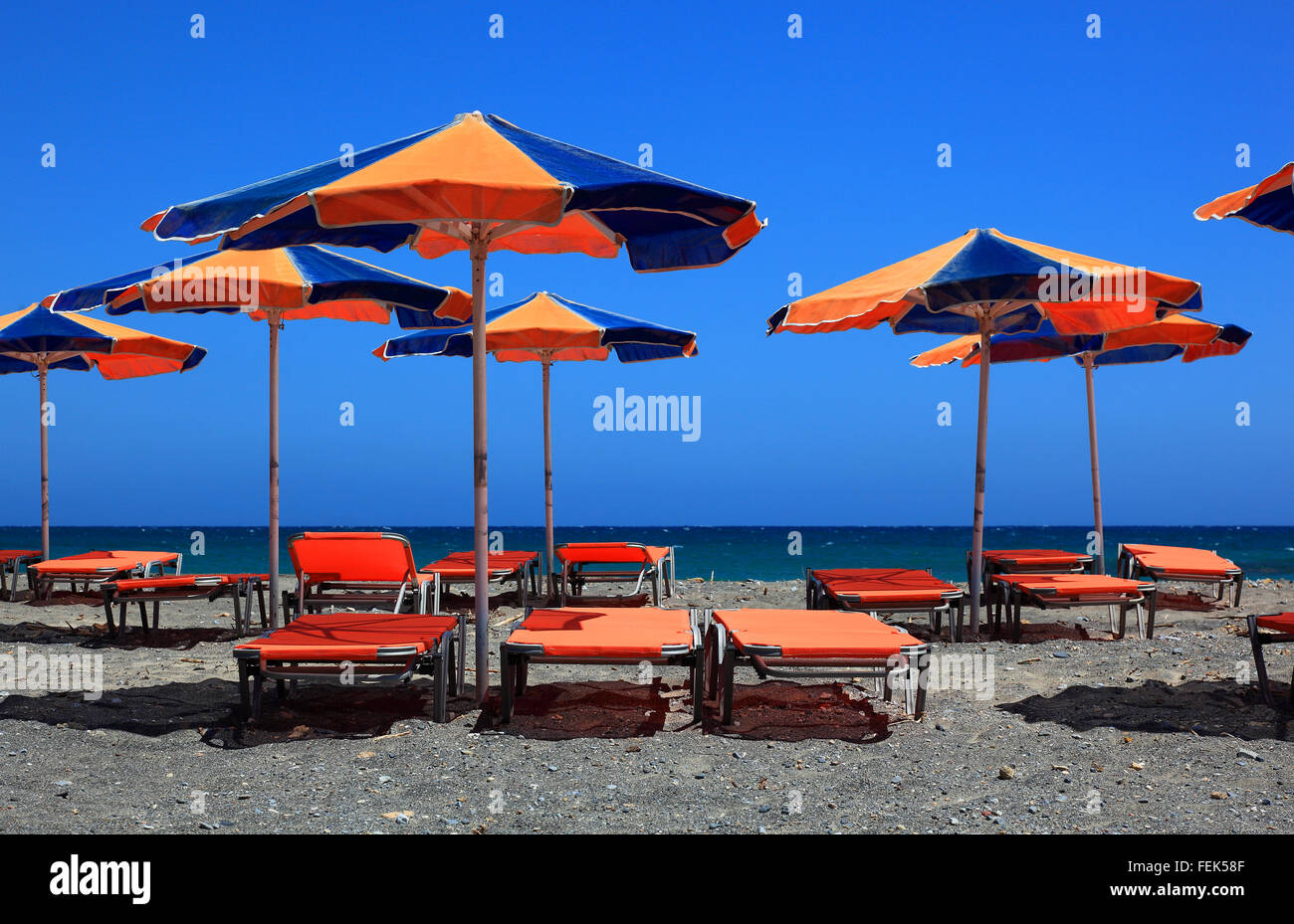 Was Kosten Liegen Und Sonnenschirme Auf Kreta www.alamy.de