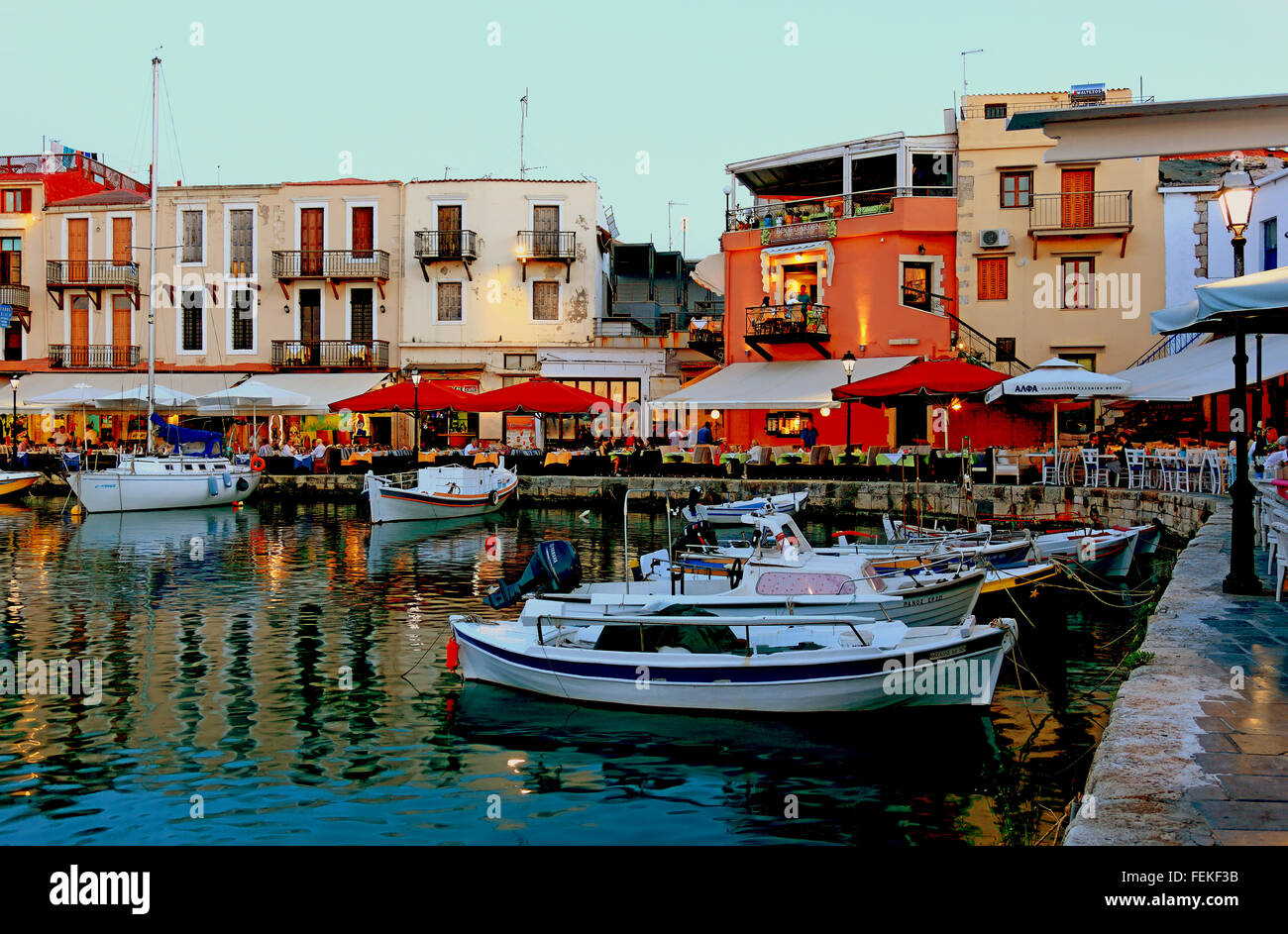 Kreta, Rethymnon, Abendstimmung am venezianischen Hafen port Stockfoto