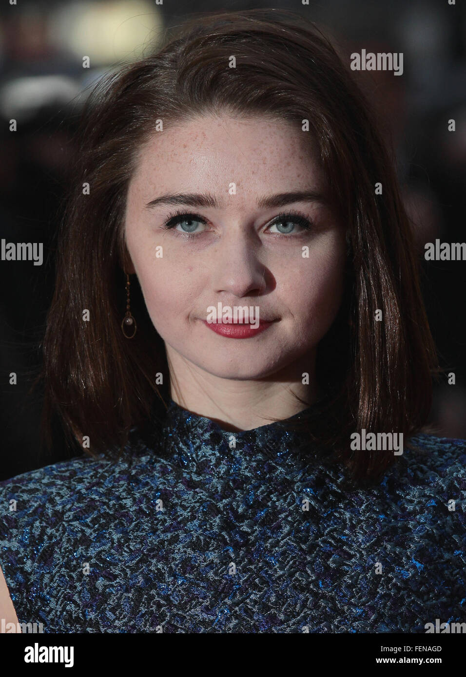 Filme Und Serien Von Jessica Barden Jessica barden besucht die hummerpremiere -Fotos und -Bildmaterial in