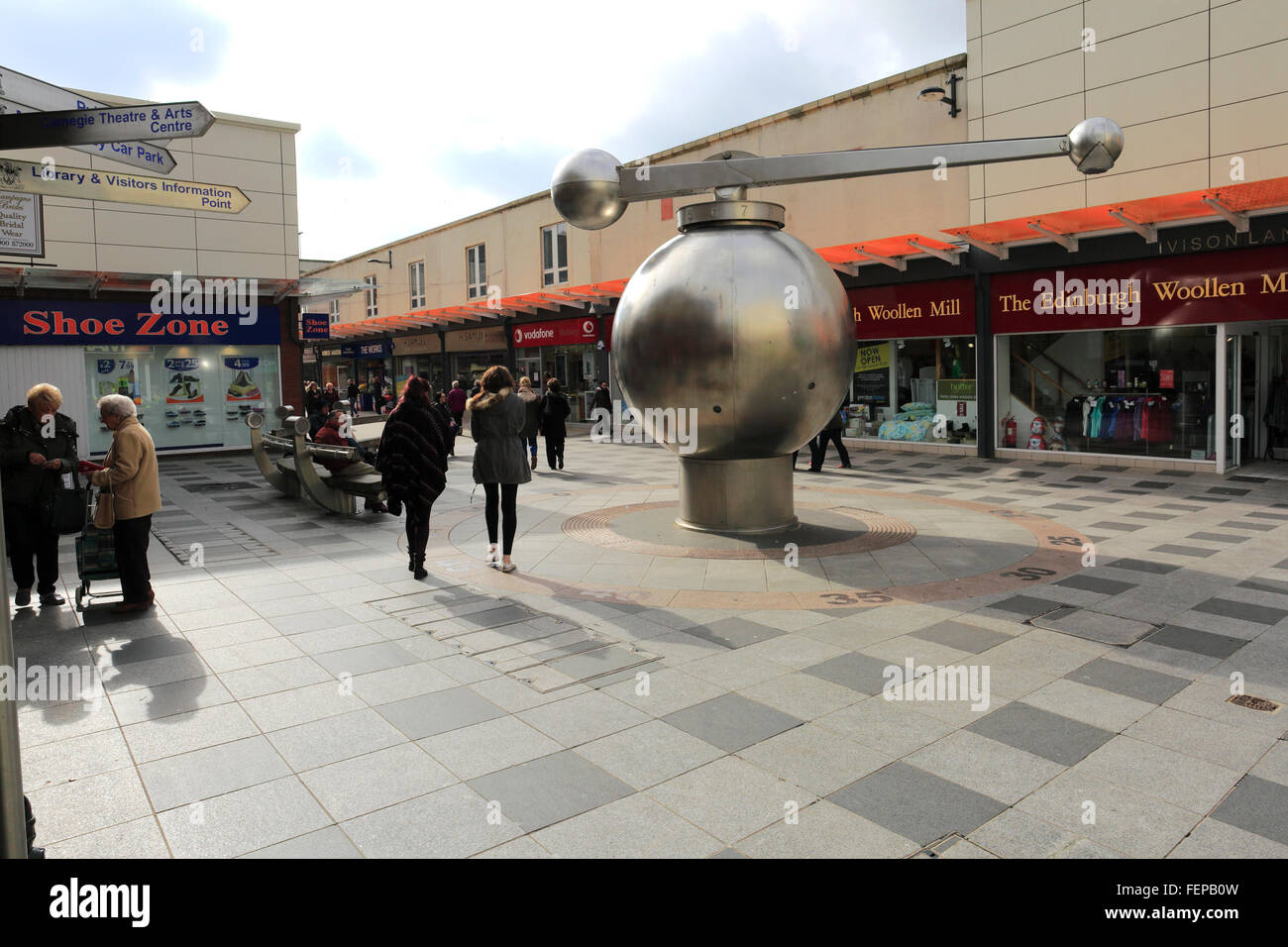 Finkle Street shopping Precinct, Workington Stadt, Grafschaft Allerdale, Cumbria, England, UK Stockfoto