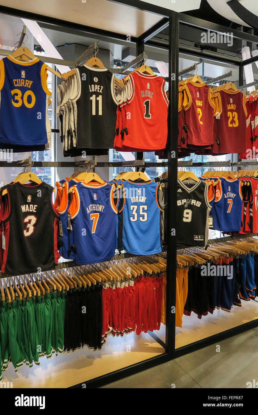 NBA-Flagship-Store, 545 Fifth Avenue, New York Stockfoto