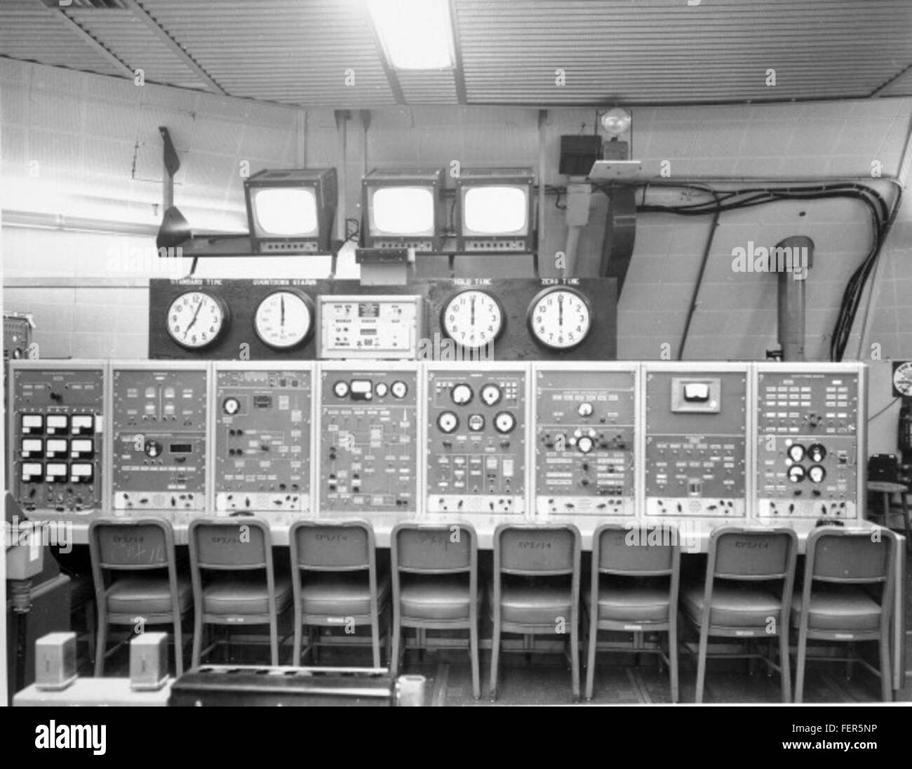 Dieses Bild aus der Atlas negative Collection fängt einen historischen Moment ein und bewahrt eine visuelle Aufzeichnung bedeutender Ereignisse und Momente aus der Vergangenheit auf. Die Kollektion zeigt eine Vielzahl von Themen und bietet Einblicke in Geschichte und Kultur. Stockfoto