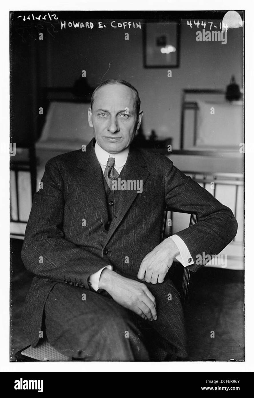 Howard E. Coffin war eine prominente Persönlichkeit in der amerikanischen Industrie und Wirtschaft, bekannt für seine Beiträge zur Automobilbranche. Er war in mehreren wichtigen Unternehmen tätig, darunter der Hudson Motor Car Company, und spielte eine wichtige Rolle bei der Entwicklung der Automobilindustrie im frühen 20. Jahrhundert. Stockfoto