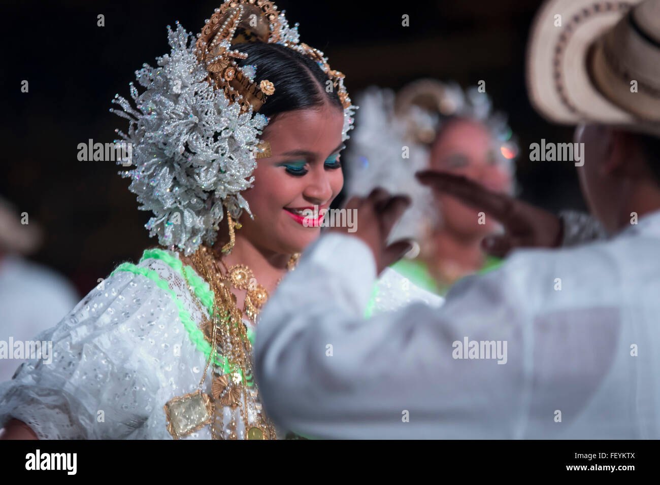 Panamaischen Folklore Tanz. Internationales Festival der Volkstänze El Buen Pastor Schule, Gemeinde Los Olivos, Lima, Peru Stockfoto