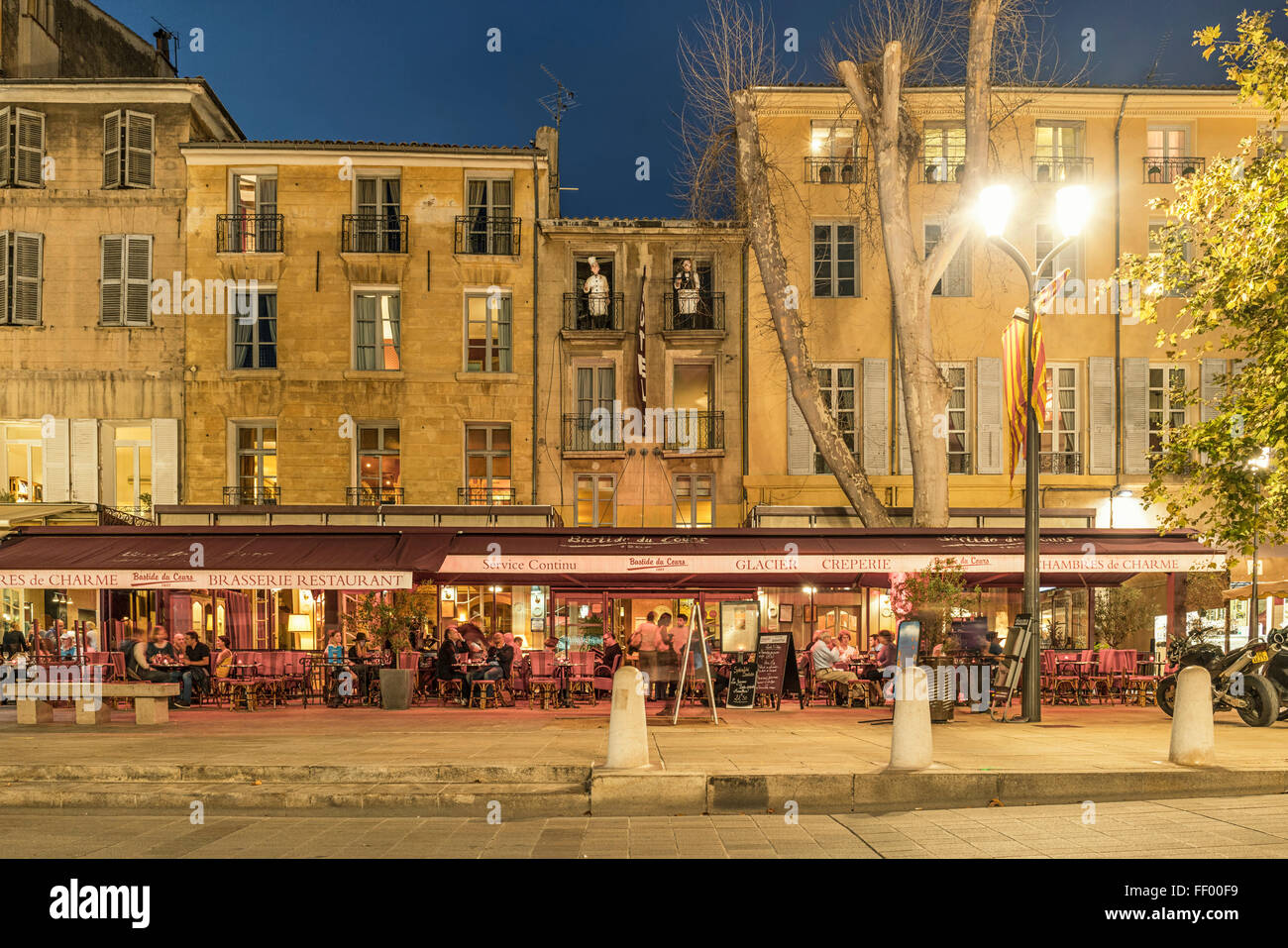 Brasserie, Cours Mirabeau, Aix-En-Provence. Provence, Frankreich Stockfoto