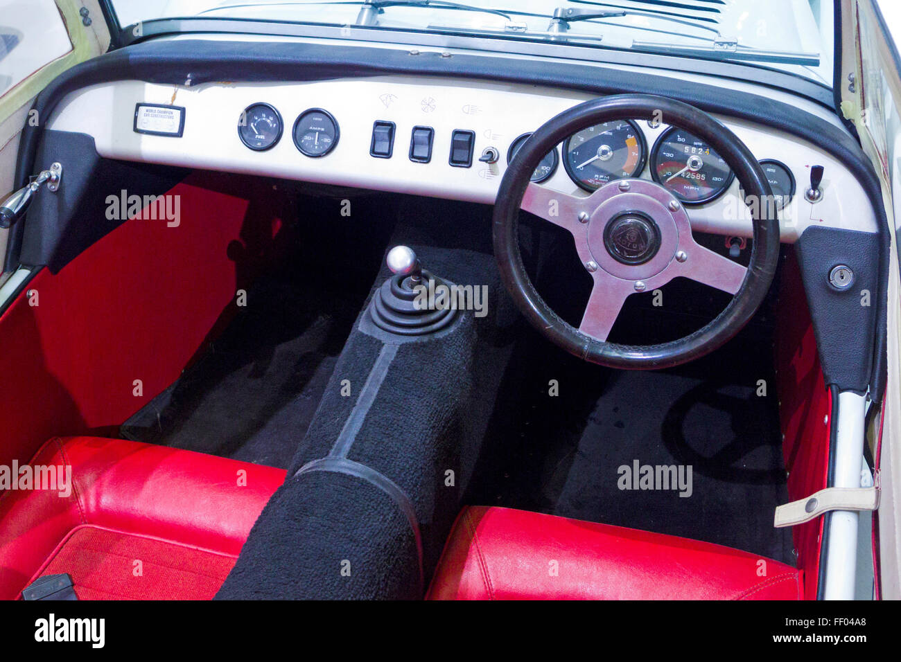 Innenraum eines 1969 S3 Lotus Seven Twin Cam SS Sportwagen Stockfoto