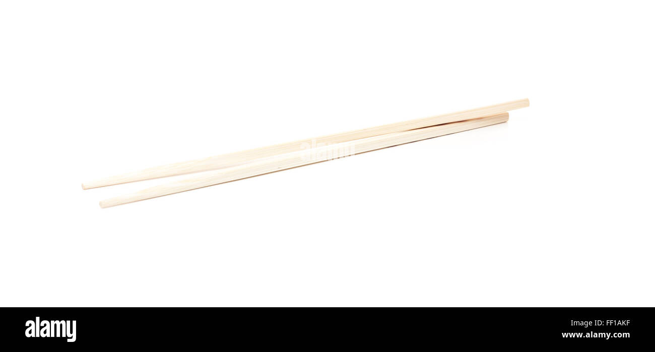 Standard asiatische Essstäbchen auf weißem Hintergrund Stockfoto