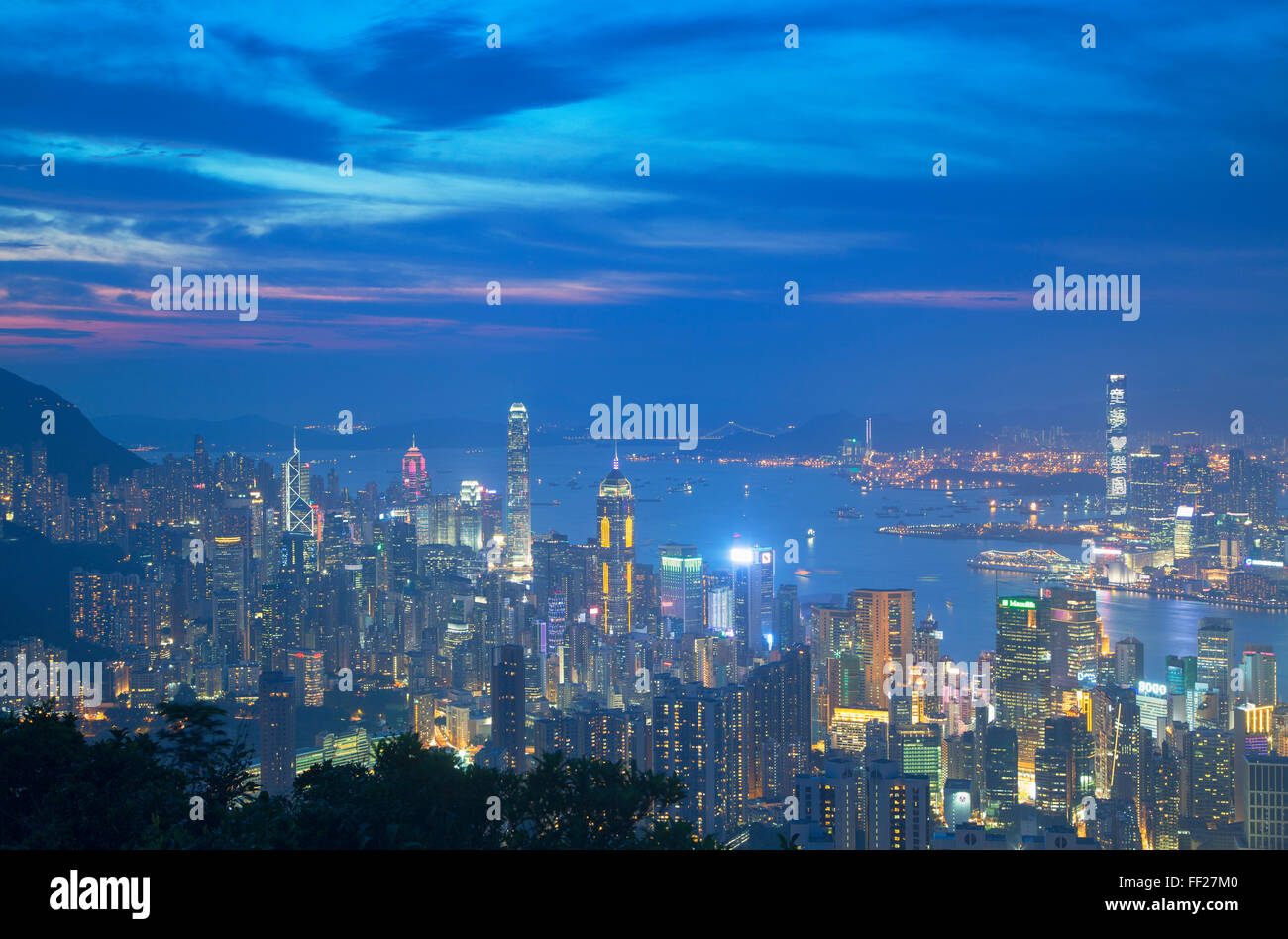 Ansicht von Hong Kong von Jardine RMookout bei Sonnenuntergang, Hong Kong, China, Asien Stockfoto