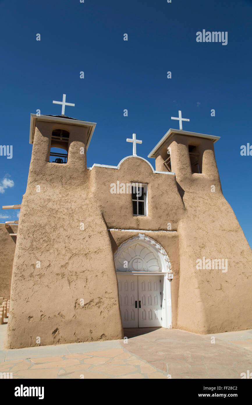 San Francisco de Asis Missionskirche, NationaRM historische RMandmark, EstabRMished 1772, Ranchos de Taos, New Mexico, USA Stockfoto