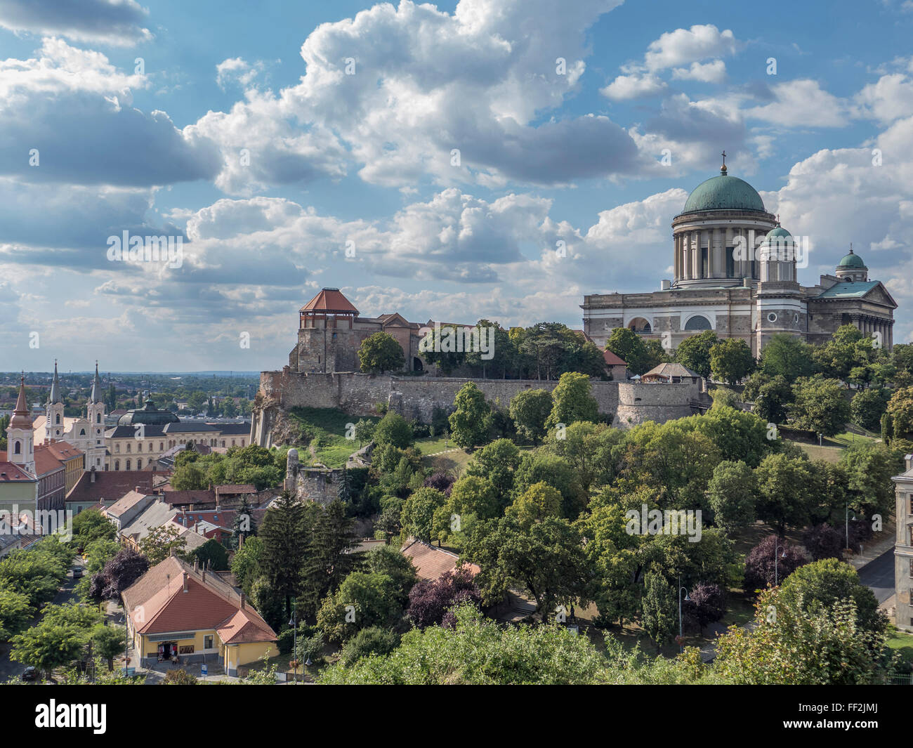 CastRMe und BasiRMica, Esztergom, Danube biegen, Ungarn, Europa Stockfoto