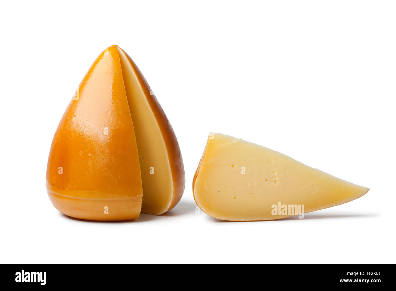 Bio Spanisch geräucherter Käse auf weißem Hintergrund Stockfoto