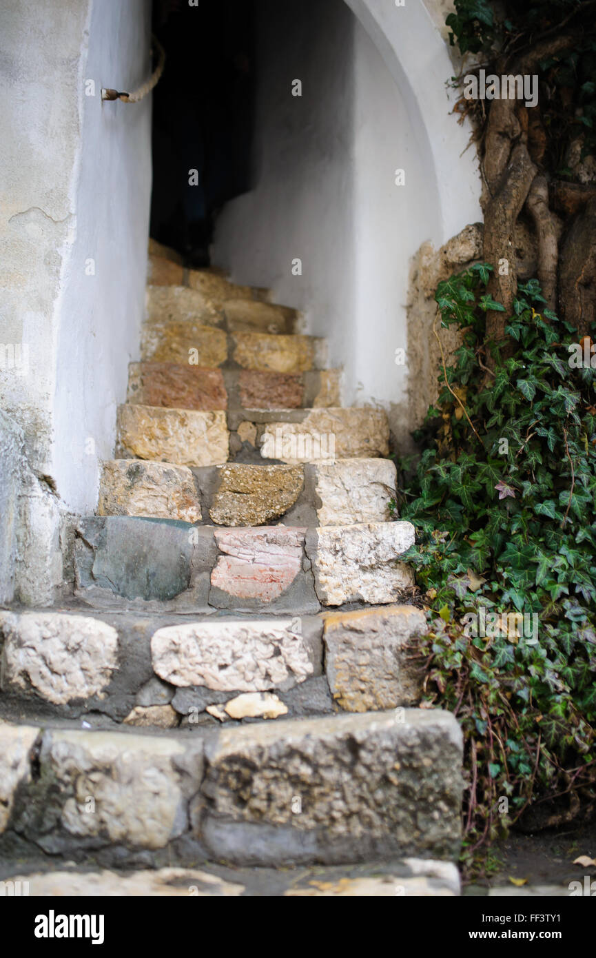 Treppe im historischen Museum Schloss Bran. Brasov, Rumänien, Transsilvanien. Stockfoto