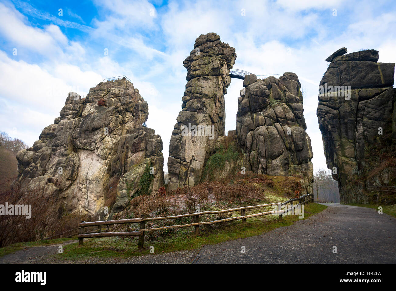 Europa, Deutschland, Nordrhein-Westfalen, die Externsteine im Teutoburger Wald in der Nähe der Stadt Horn-Bad Meinberg.  Europa, D Stockfoto